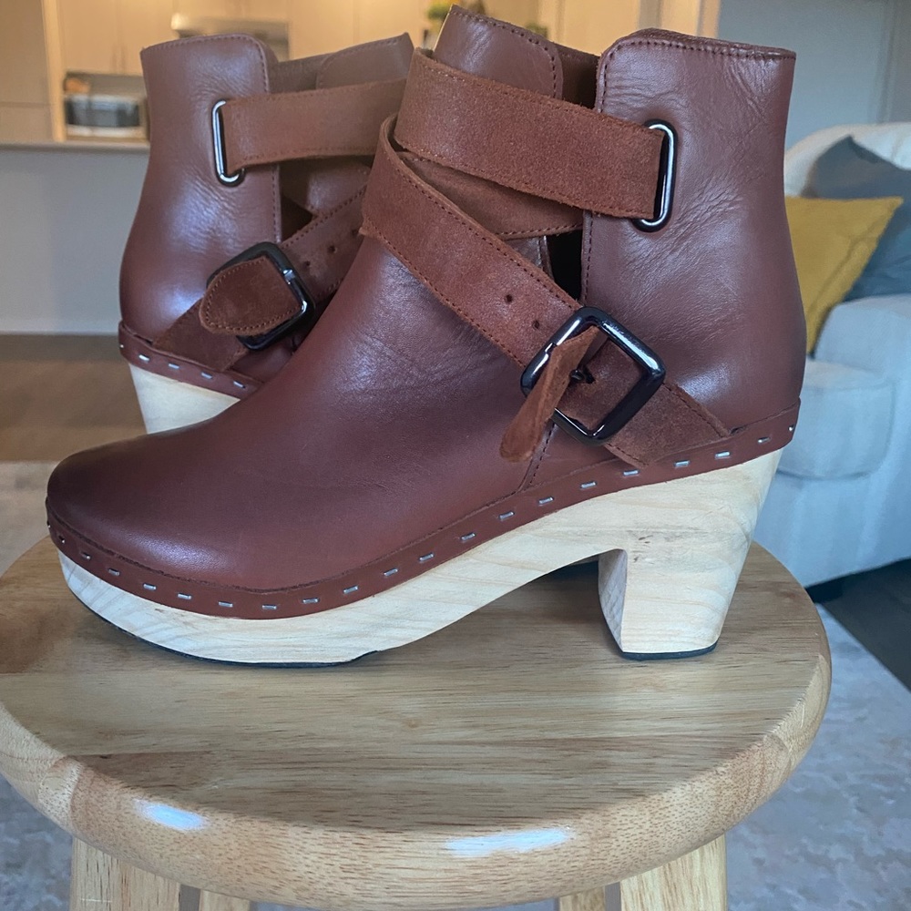 Free People Bungalow clog boot.